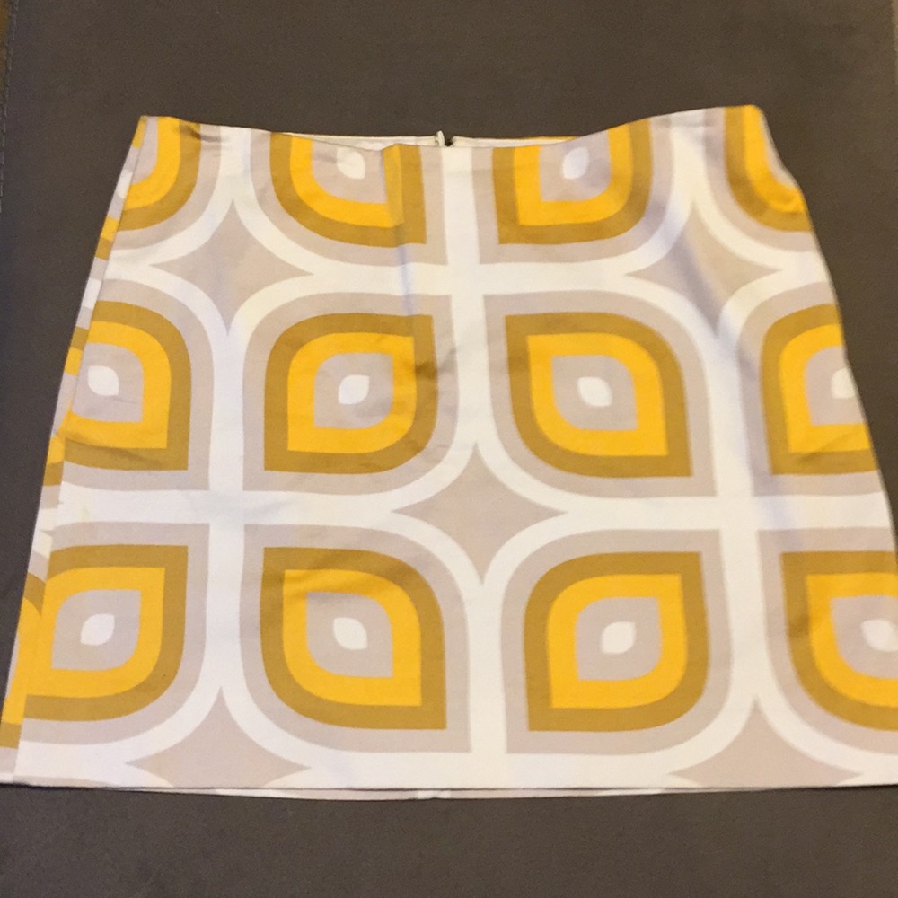 Cute J. Crew Yellow and Tan skirt